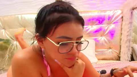 Snapshot of alanna_blaze chatting on November 2025 09:38:02 PM alanna_blaze online show from November 2025 09:38:02 PM