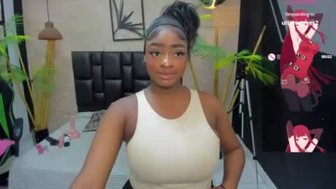 Snapshot of alanna_bonny chatting on June 2026 12:13:02 PM Alanna online show from June 2026 12:13:02 PM