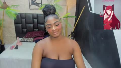 Snapshot of alanna_bonny chatting on July 2026 02:01:02 PM Alanna online show from July 2026 02:01:02 PM