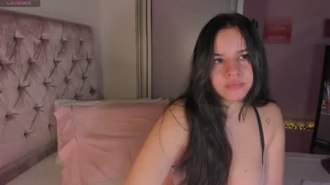 Snapshot of alannalove__ chatting on July 2026 12:34:01 PM Alanna online show from July 2026 12:34:01 PM