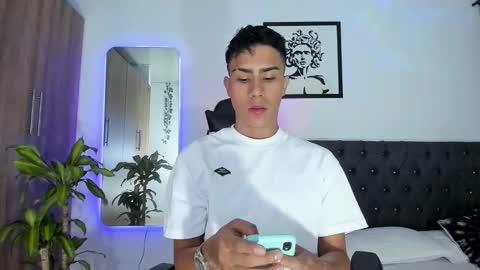 alannaughty_ online show from November 2025 11:20:02 PM