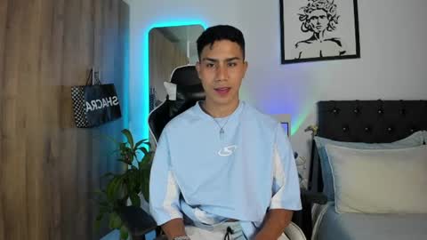 alannaughty_ online show from August 2026 11:06:02 PM