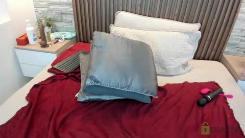 alannavidal online show from February 2025 06:25:02 AM