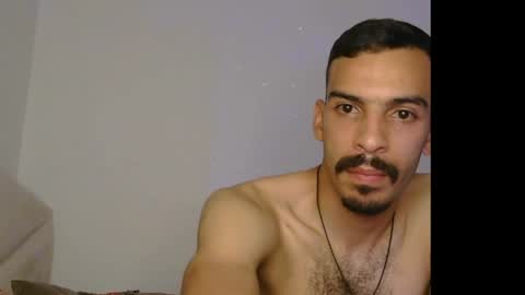 Snapshot of alaouirim25 chatting on May 2026 10:44:02 PM AllylicArabis online show from May 2026 10:44:02 PM