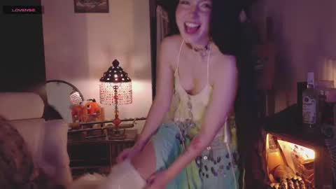 Snapshot of alaskagrace chatting on October 2025 03:26:02 AM Alaska Grace online show from October 2025 03:26:02 AM