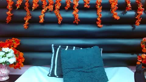 Snapshot of alasmith_ chatting on January 2025 01:53:01 AM AlaSmith online show from January 2025 01:53:01 AM