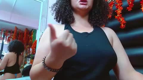 Snapshot of alasmith_ chatting on January 2025 05:02:02 AM AlaSmith online show from January 2025 05:02:02 AM