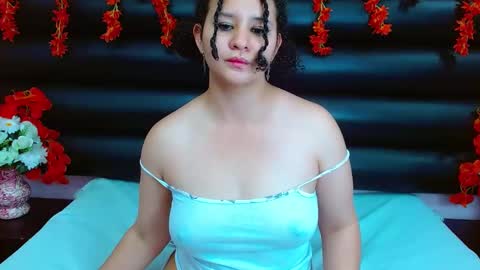 Snapshot of alasmith_ chatting on January 2025 07:46:02 AM AlaSmith online show from January 2025 07:46:02 AM