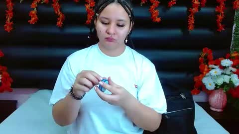 Snapshot of alasmith_ chatting on January 2025 02:12:02 AM AlaSmith online show from January 2025 02:12:02 AM