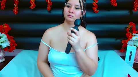 Snapshot of alasmith_ chatting on January 2025 08:10:02 AM AlaSmith online show from January 2025 08:10:02 AM