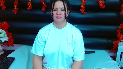 Snapshot of alasmith_ chatting on January 2025 08:04:01 AM AlaSmith online show from January 2025 08:04:01 AM