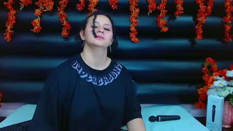 Snapshot of alasmith_ chatting on January 2025 05:09:01 AM AlaSmith online show from January 2025 05:09:01 AM