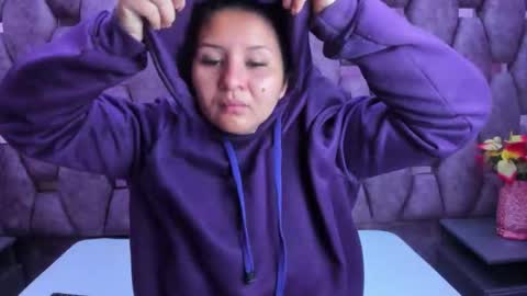 Snapshot of alasmith_ chatting on October 2025 02:23:02 AM AlaSmith online show from October 2025 02:23:02 AM