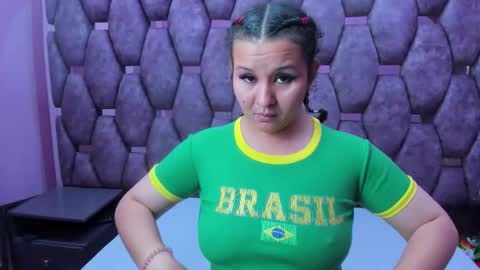 Snapshot of alasmith_ chatting on November 2025 02:34:01 AM AlaSmith online show from November 2025 02:34:01 AM