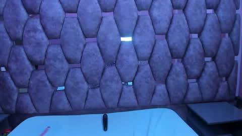 Snapshot of alasmith_ chatting on November 2025 02:34:02 AM AlaSmith online show from November 2025 02:34:02 AM