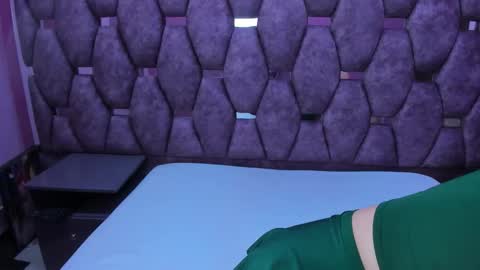 Snapshot of alasmith_ chatting on December 2025 02:16:02 AM AlaSmith online show from December 2025 02:16:02 AM