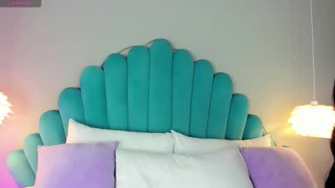 Alassia Hocthner online show from November 2025 11:32:01 AM