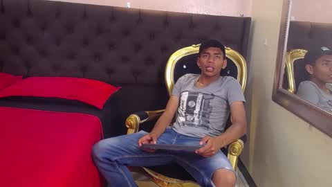 Snapshot of alasttor__ chatting on December 2025 11:48:01 AM Alasttor online show from December 2025 11:48:01 AM