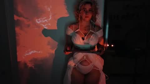 albaandthayron online show from April 2026 12:12:01 PM