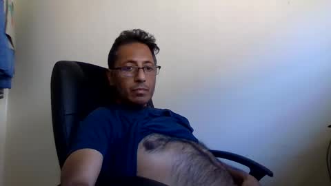 albalchal1973 online show from February 2026 10:58:02 PM