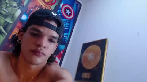 Snapshot of albertbernal69 chatting on March 2025 02:41:02 AM Albert online show from March 2025 02:41:02 AM