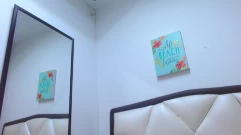 Snapshot of albertbernal69 chatting on October 2025 03:29:01 AM Albert online show from October 2025 03:29:01 AM