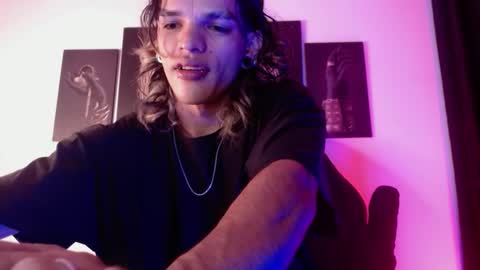 Snapshot of albertbernal69 chatting on November 2025 03:18:02 AM Albert online show from November 2025 03:18:02 AM