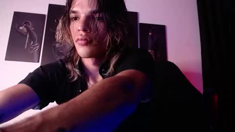 Snapshot of albertbernal69 chatting on November 2025 02:23:02 AM Albert online show from November 2025 02:23:02 AM