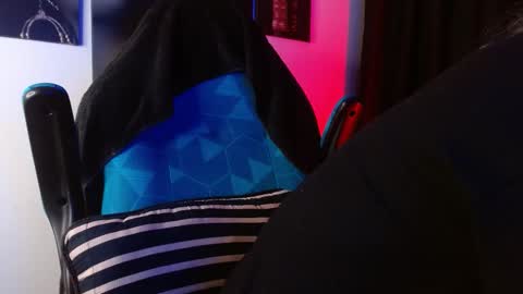 Snapshot of albertbernal69 chatting on November 2025 04:37:01 AM Albert online show from November 2025 04:37:01 AM