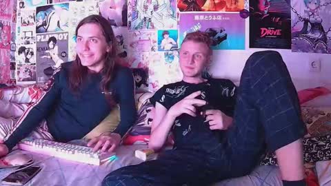 Albert You can ------------ support me at  online show from October 2025 08:20:01 PM