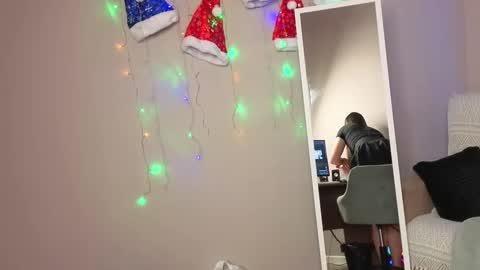 Snapshot of albi_sunny chatting on January 2026 11:45:02 AM Albi online show from January 2026 11:45:02 AM