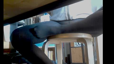 aldolechat online show from November 2025 10:37:02 AM