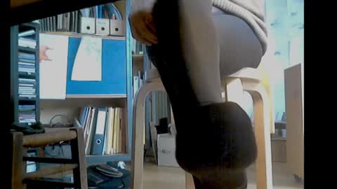 aldolechat online show from December 2025 12:42:02 PM