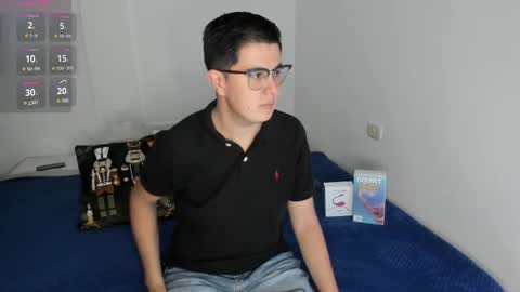 Alejandro Thamer online show from November 2025 07:01:02 PM