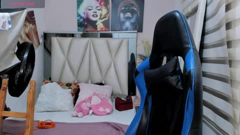 Snapshot of ale_noah_xxx chatting on December 2024 02:41:02 AM ale_noah_xxx online show from December 2024 02:41:02 AM