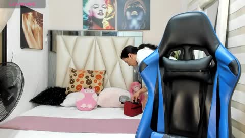 Snapshot of ale_noah_xxx chatting on January 2025 04:52:02 AM ale_noah_xxx online show from January 2025 04:52:02 AM