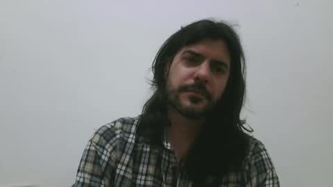 AleDaino online show from May 2026 03:42:02 PM