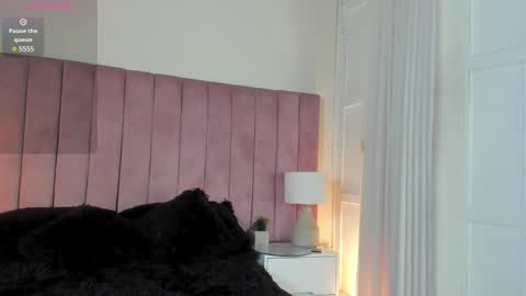 Snapshot of aleja_arango chatting on February 2025 07:59:02 PM Alejandra Arango online show from February 2025 07:59:02 PM