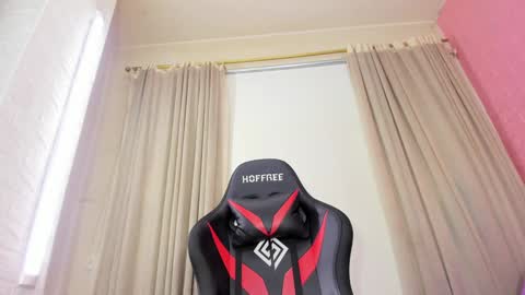 Aleja Hill online show from December 2024 10:23:02 PM