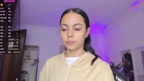 Alejandra online show from February 2025 11:28:02 AM