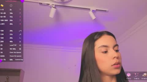 Snapshot of alejaa___ chatting on June 2026 11:38:02 AM Alejandra online show from June 2026 11:38:02 AM
