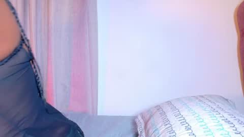 Snapshot of alejandra_dunn1 chatting on June 2026 02:05:01 AM alejandra_dunn1 online show from June 2026 02:05:01 AM