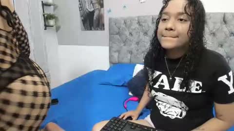 alejandra_evanss online show from February 2025 04:11:02 AM