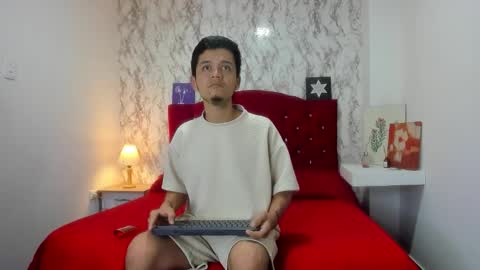 Snapshot of alejandra_james chatting on April 2026 07:39:01 AM ALEJANDRA JAMES online show from April 2026 07:39:01 AM