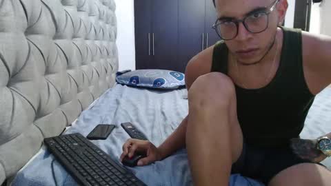 alejandrocock online show from January 2026 11:47:01 AM