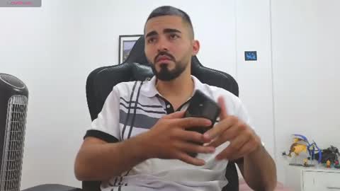 Snapshot of alejandroo_7 chatting on June 2026 08:32:02 PM alejandroo_7 online show from June 2026 08:32:02 PM