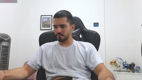 Snapshot of alejandroo_7 chatting on July 2026 12:54:01 AM alejandroo_7 online show from July 2026 12:54:01 AM