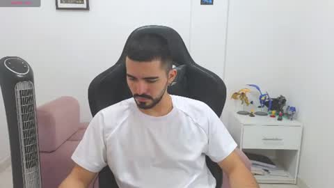 Snapshot of alejandroo_7 chatting on July 2026 07:31:01 PM alejandroo_7 online show from July 2026 07:31:01 PM