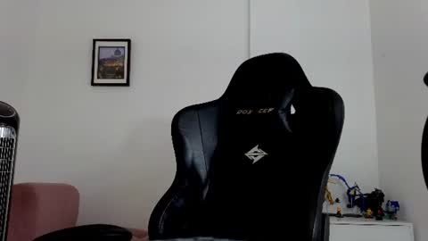 Snapshot of alejandroo_7 chatting on July 2026 08:55:02 PM alejandroo_7 online show from July 2026 08:55:02 PM