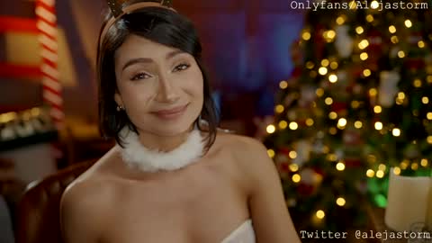 Alejandra online show from December 2024 02:02:01 AM